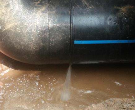 淅川楼顶渗水维修公司为大家分享下淅川卫生间漏水维修修补技术!